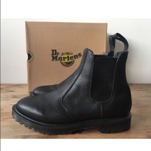 doc martens inuck